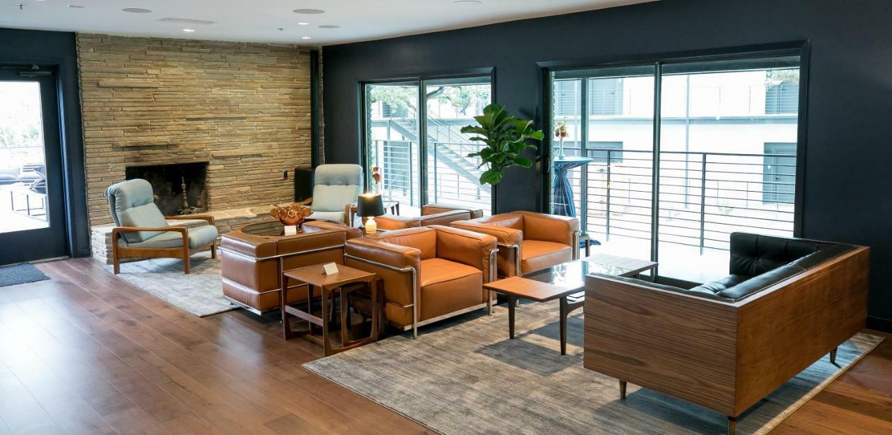 The Ruby Hotel 라운드 록 외부 사진